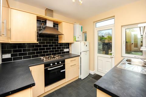2 bedroom flat to rent, Audley Court, Pinner, HA5