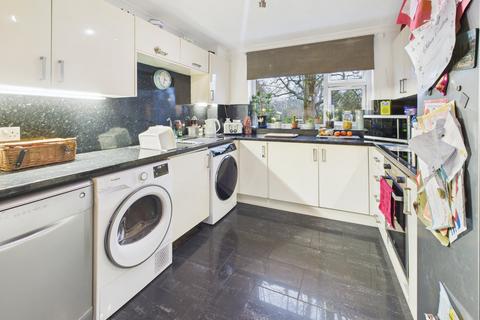 undefined, Upton Park, Slough, Berkshire, SL1