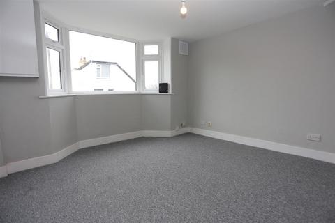 2 bedroom flat to rent, Baden Road, Brighton