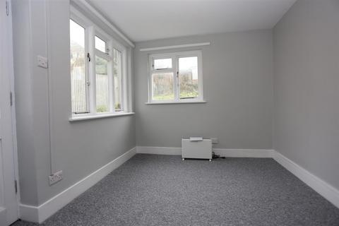 2 bedroom flat to rent, Baden Road, Brighton