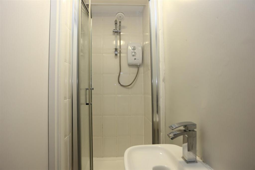 2a Baden Road (11).JPG