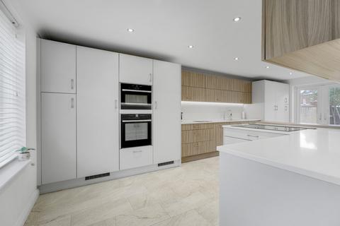 5 bedroom detached house for sale, Brownset Drive, Kingsmead, Milton Keynes, MK4
