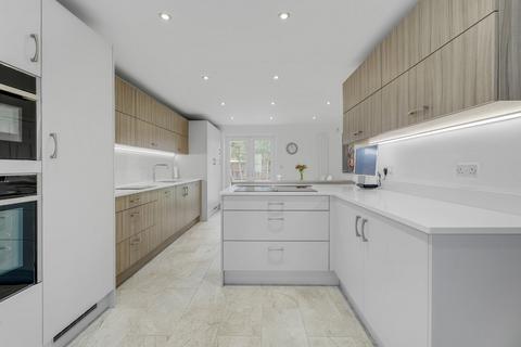 5 bedroom detached house for sale, Brownset Drive, Kingsmead, Milton Keynes, MK4