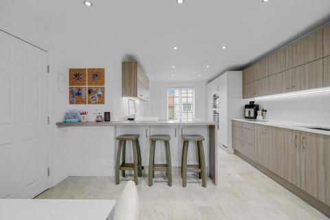5 bedroom detached house for sale, Brownset Drive, Kingsmead, Milton Keynes, MK4