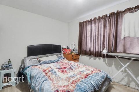 1 bedroom flat for sale, Bridge Road, Grays