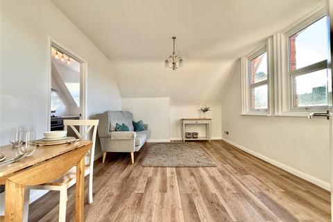 1 bedroom apartment for sale, Grassington Road, Meads, Eastbourne, BN20
