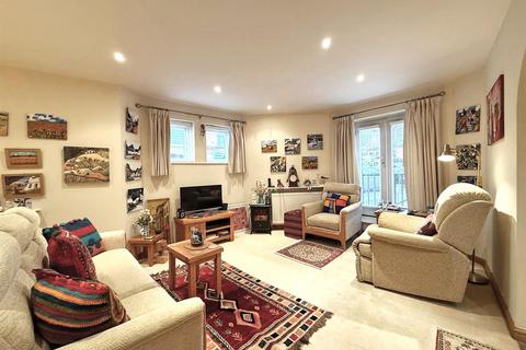 2 bedroom apartment for sale, Chester Street, Shrewsbury