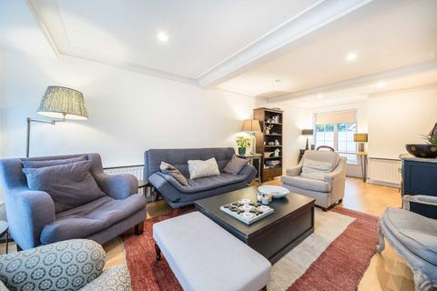 3 bedroom terraced house to rent, Church Road, London SW19