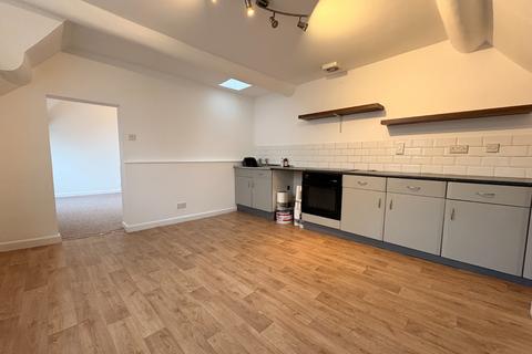 3 bedroom flat to rent, Bewell Street, Hereford, HR4
