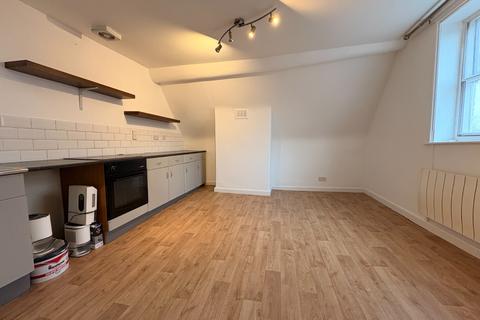 3 bedroom flat to rent, Bewell Street, Hereford, HR4