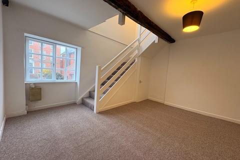3 bedroom flat to rent, Bewell Street, Hereford, HR4