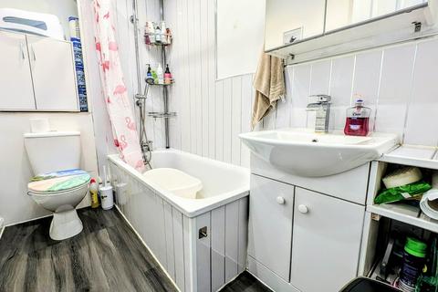 2 bedroom terraced house for sale, Grafton Close, Bordon GU35