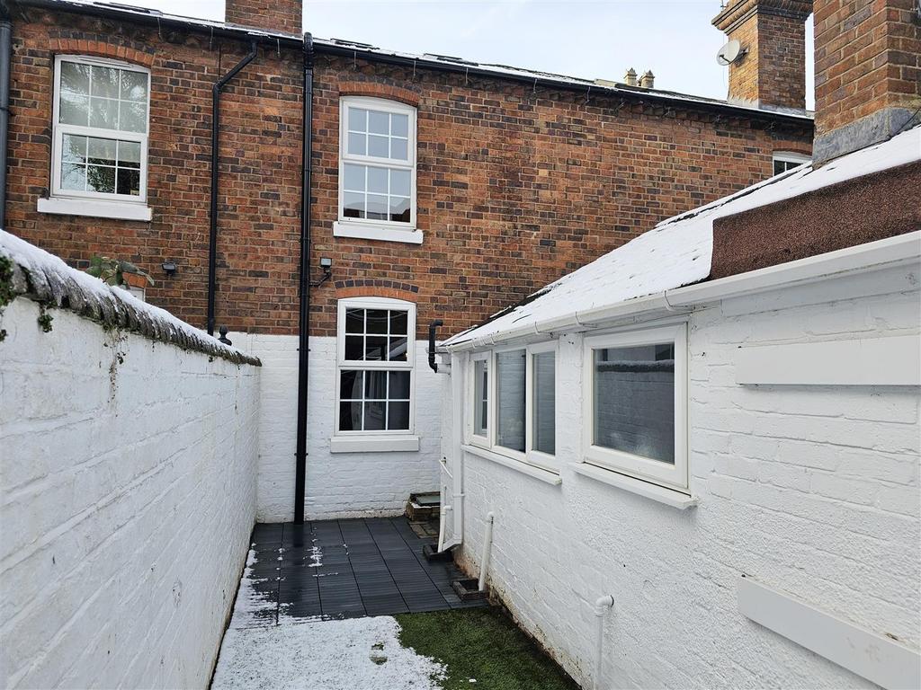 Courtyard Garden
