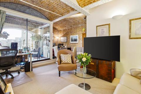 undefined, Ivory House, East Smithfield, London, E1W