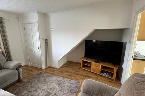 2 bedroom semi-detached house to rent, Smalley Drive, Oakwood, DE21
