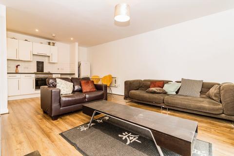 undefined, Ordsall Lane, Salford M5
