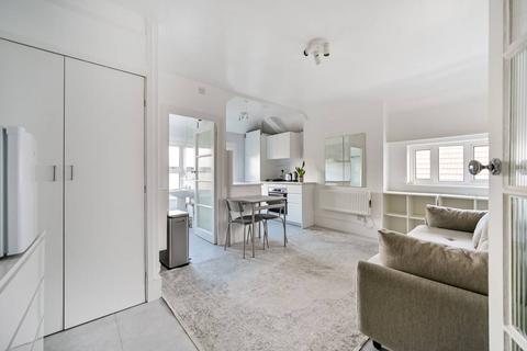 undefined, Avenue South, Surbiton, KT5