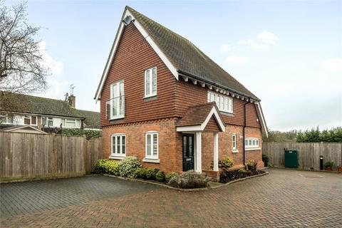 2 bedroom detached house for sale, Old Julius Yard, Wrecclesham, Farnham, GU10