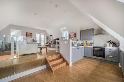 2 bedroom detached house for sale, Old Julius Yard, Wrecclesham, Farnham, GU10
