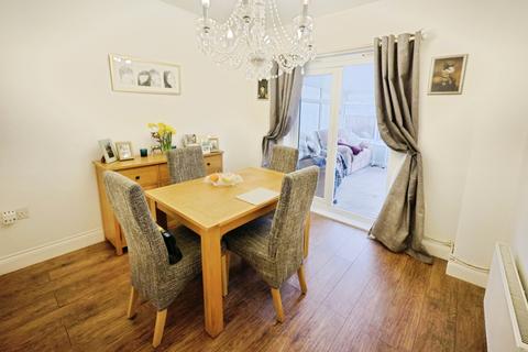 4 bedroom detached house for sale, St. Phillips Close, Auckland Park, Bishop Auckland