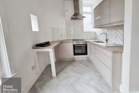 1 bedroom flat to rent, Pier Street, PO38