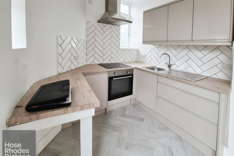 1 bedroom flat to rent, Pier Street, PO38