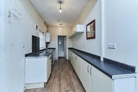 3 bedroom end of terrace house for sale, 156 Moorland Road, Stoke-on-Trent, ST6 1EB