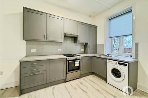 4 bedroom maisonette to rent, Pier Road, Gravesend DA11