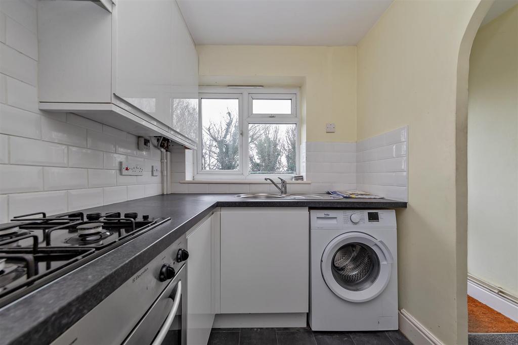 453 The Ridgeway-14.jpg