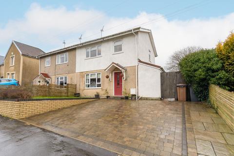 Ty Isha Terrace, Blackwood, NP12