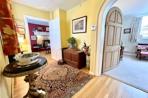 undefined, Bond Street, Hingham