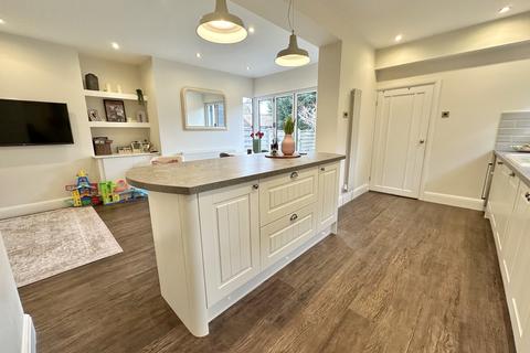 3 bedroom semi-detached house for sale, Victoria Road West, Cleveleys FY5