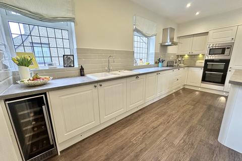 3 bedroom semi-detached house for sale, Victoria Road West, Cleveleys FY5