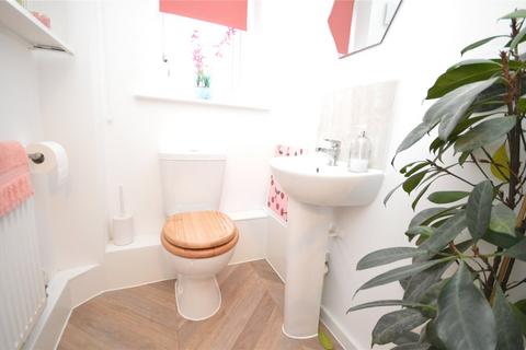 2 bedroom terraced house for sale, Bodmin Chase, Middleton, Leeds
