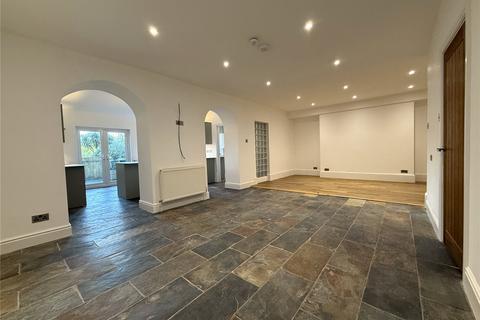 4 bedroom flat for sale, Fore Street, Ilfracombe, Devon