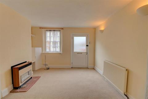 2 bedroom end of terrace house to rent, Ryland Street, Stratford-upon-Avon