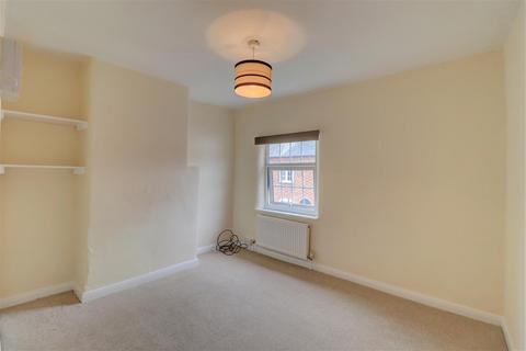 2 bedroom end of terrace house to rent, Ryland Street, Stratford-upon-Avon
