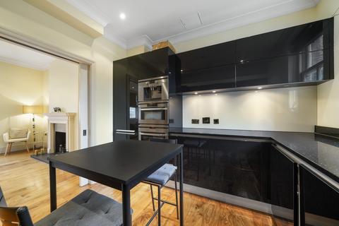 1 bedroom flat to rent,  Queens Gate Place, London SW7