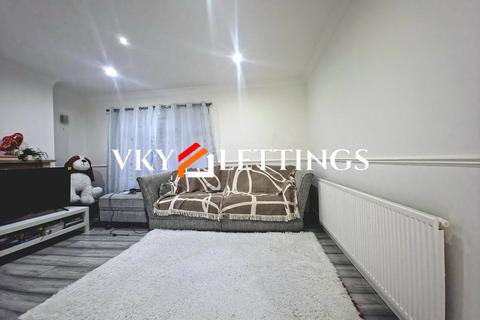 undefined, Mount Pleasant Avenue, Llanrumney CF3