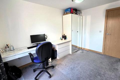 2 bedroom apartment to rent, Zodiac Close, Edgware, HA8