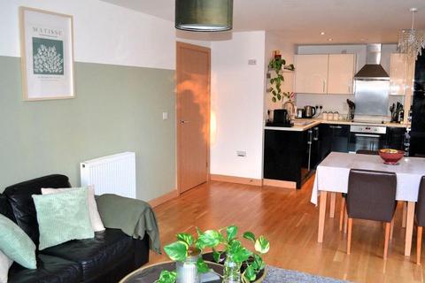 2 bedroom apartment to rent, Zodiac Close, Edgware, HA8