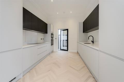 3 bedroom end of terrace house to rent, Portobello Road, London W10