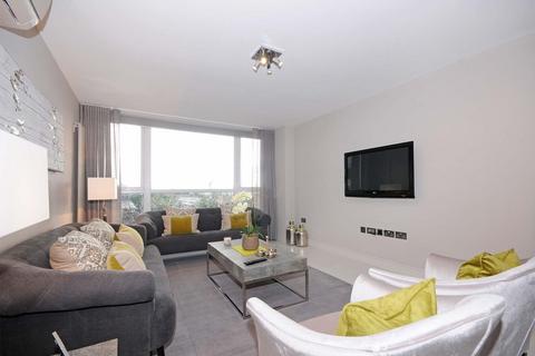 3 bedroom flat to rent, St. Johns Wood Park