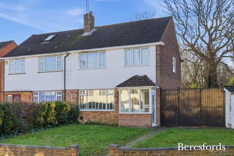undefined, Shaw Crescent, Hutton, CM13