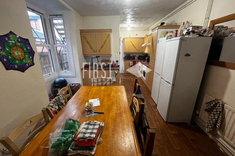 6 bedroom terraced house to rent, Upperton Road, Leicester LE3