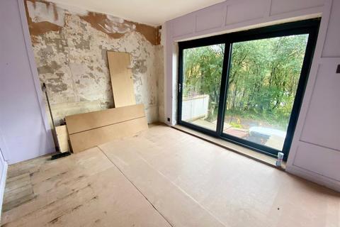 2 bedroom semi-detached house for sale, Britannia Road, Huddersfield