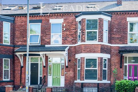 4 bedroom flat to rent, Dickenson Road, Manchester, Greater Manchester, M14