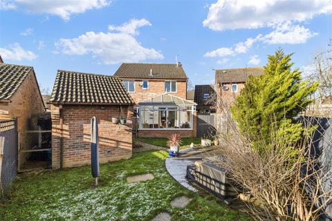 4 bedroom detached house for sale, Beuzeville Avenue, Hailsham