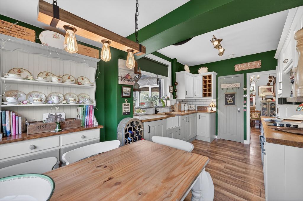 Dining Kitchen