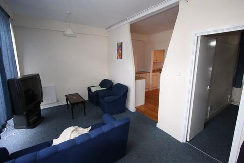 1 bedroom flat to rent, Llanover Road, North Wembley, HA9
